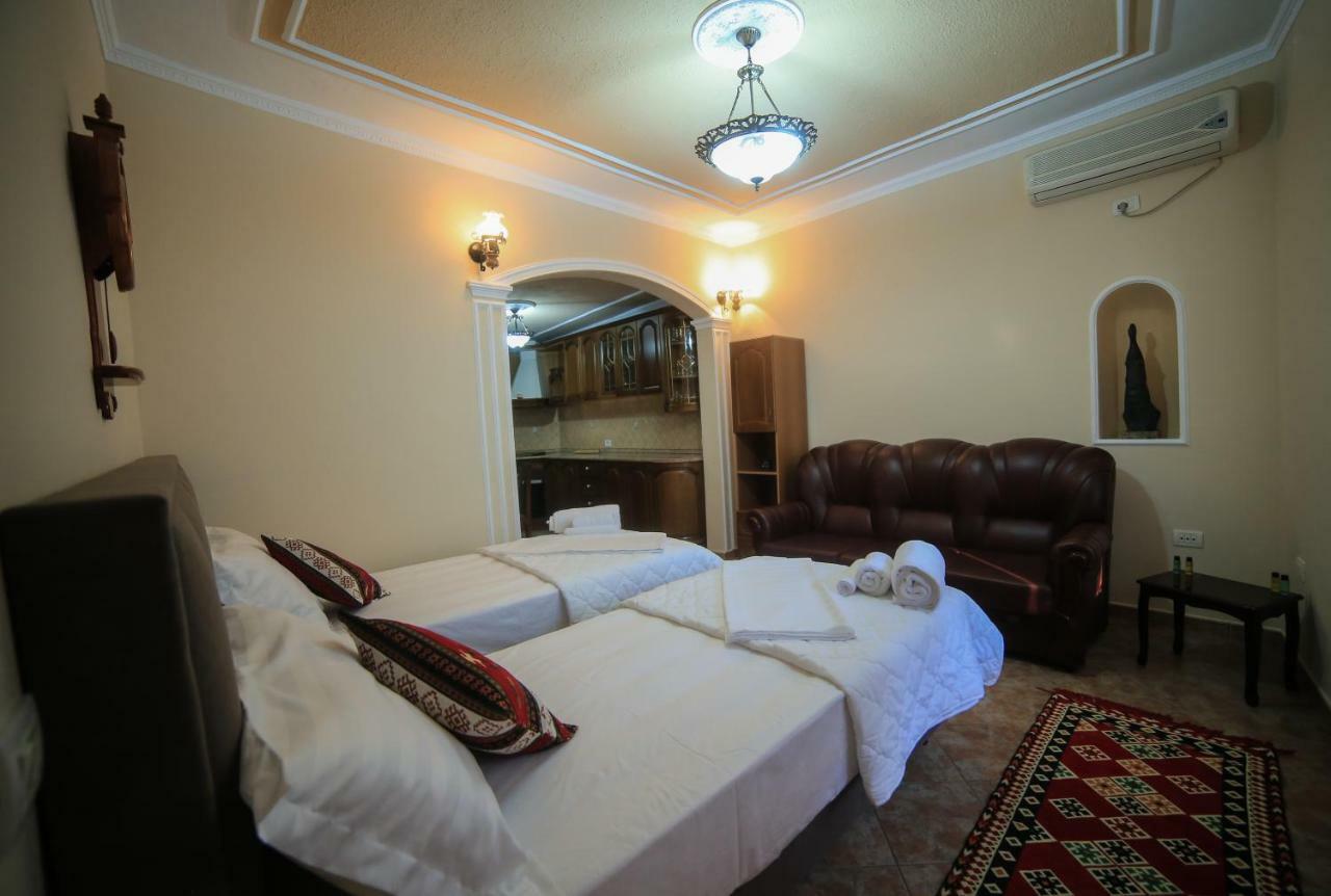 Kaloshi Villa Крує Екстер'єр фото