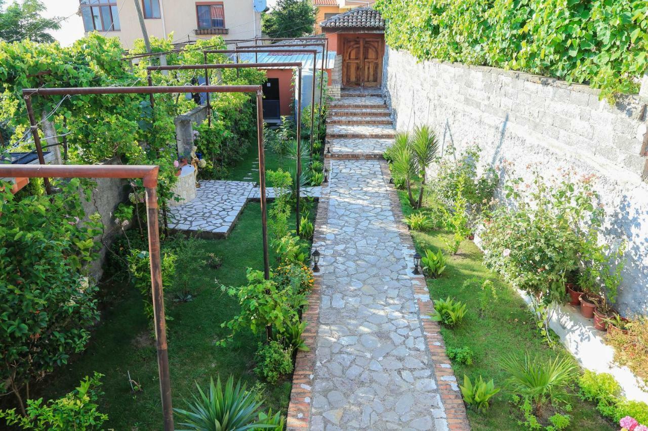 Kaloshi Villa Крує Екстер'єр фото